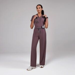 NWT FIGS FORMx Salina Wide Leg Scrub Pants in Plum